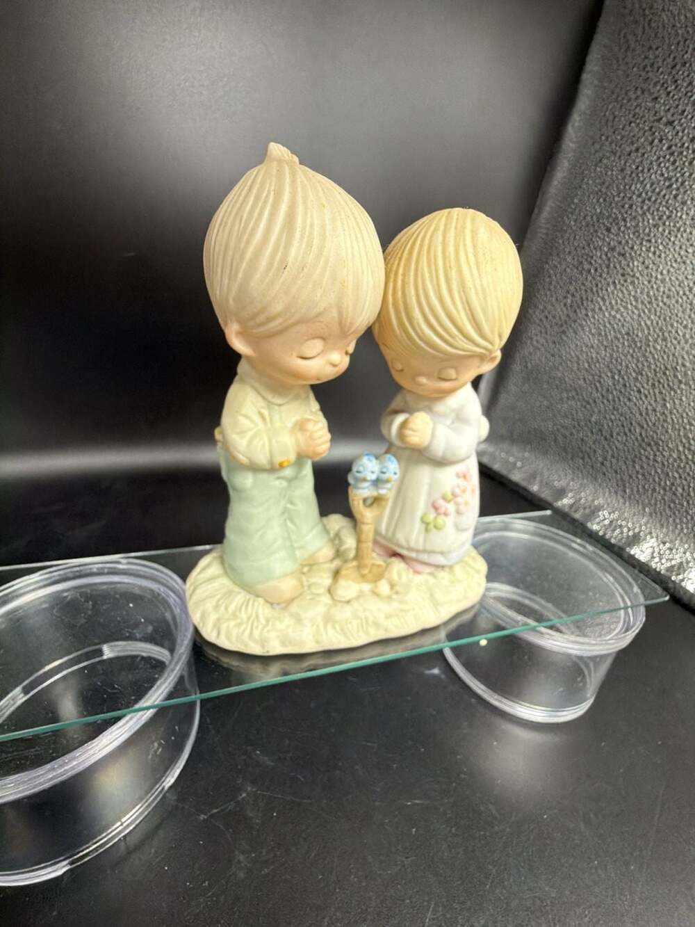 Precious Moments Prayer Changes Things E-1375/B Figurine - Picture 2 of 4